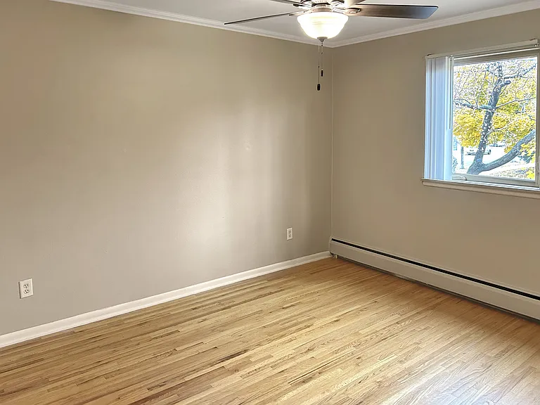 Highland Terrace — Photo 28
