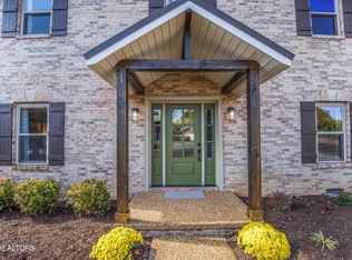 7713 Kingsmeade Rd, Powell, TN 37849