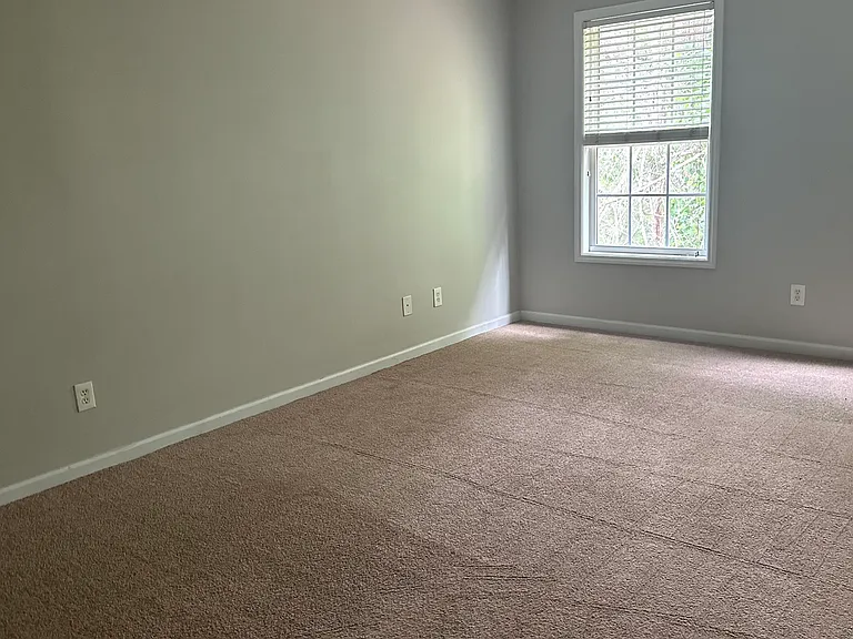 148 Milford Dr — Photo 11