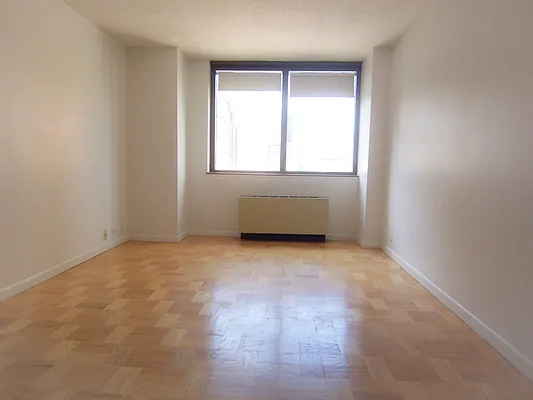 Rented by New York Home Real Estate Services | media 4