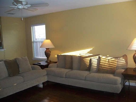 4th image of 2701 Bluffs Ct