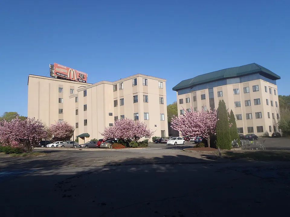 Fallview Apartments