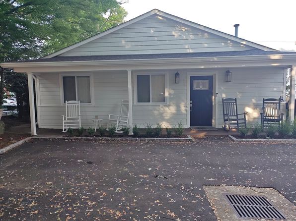 41 Valley Rd