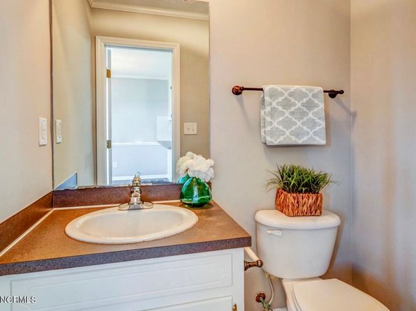 2355 Vineyard Dr APT F7