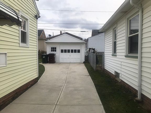 2nd image of 3315 Wellington Ave