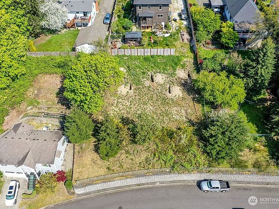 2nd image of 6202 S Sheridan Avenue