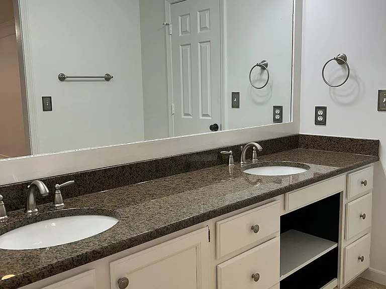 510 Squire Cir — Photo 22