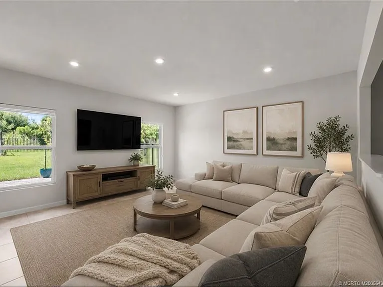 359 Clementine Rd — Photo 15