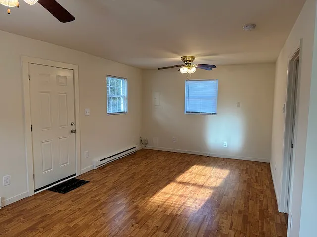 1 bed, 704 sqft, $1,550 — Photo 3