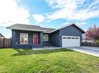 3747 Skyview Dr, Santa Rosa, CA 95403