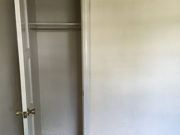 5th image of 2505 Farrand St