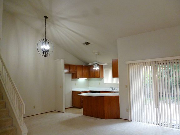 3rd image of 159 Stageline Dr