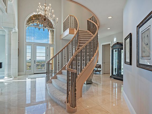 4th image of 3222 E Eagle View Cir S