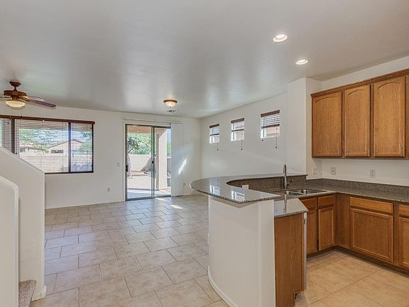 3rd image of 12928 N Westminster Dr