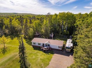 809 Scenic Dr, Two Harbors, MN 55616