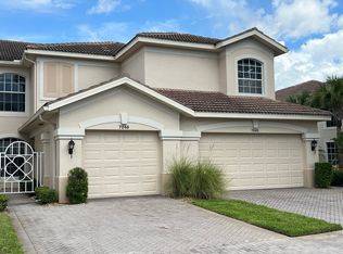 7046 Prosperity Cir, Sarasota, FL 34238