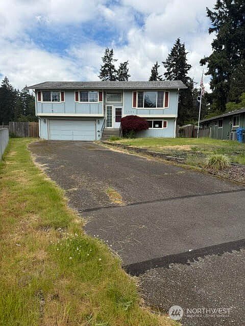 1st image of 1306 Sherwood Court E