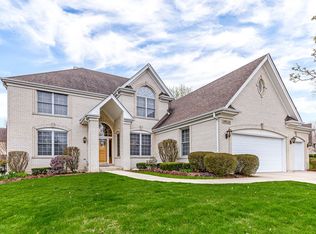 19W135 Mallard Ct, Downers Grove, IL 60516