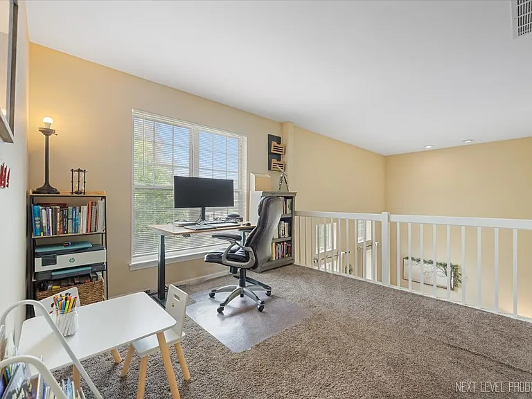 1677 Blackwell Ln — Photo 13