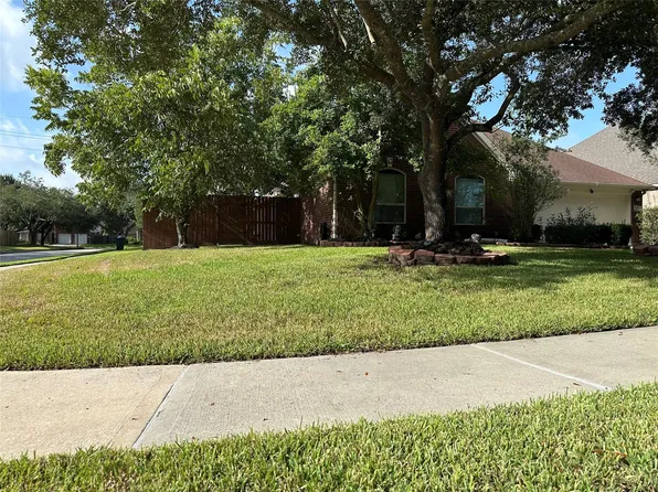 4530 Plantation Pass Dr, Humble, TX 77346