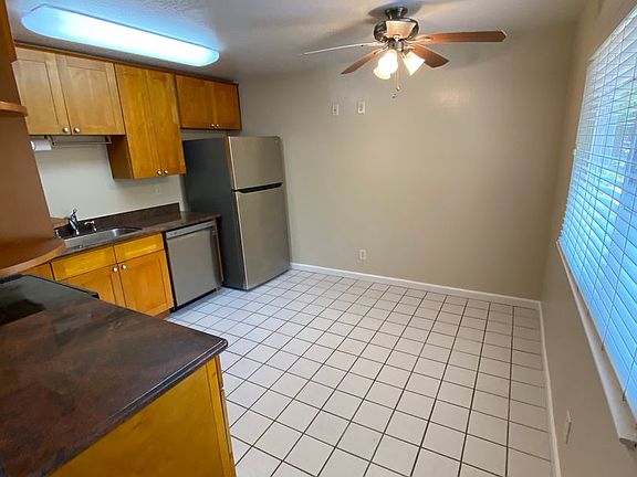 5th image of 668 E Olive Ave #3