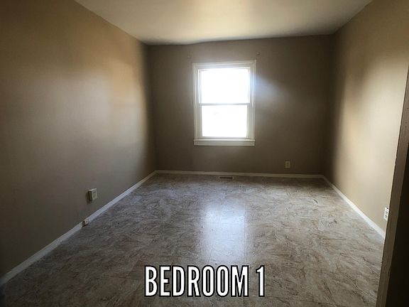 4th image of 911 Koehn Dr
