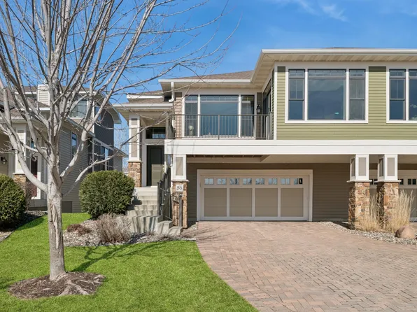 58 Lake Riley Trl, Chanhassen, MN 55317