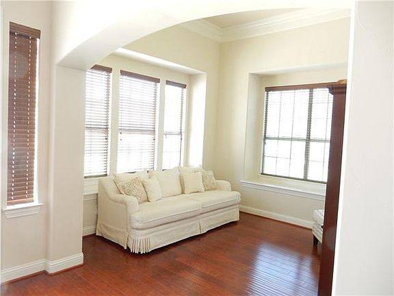 4th image of 8900 Milano Dr