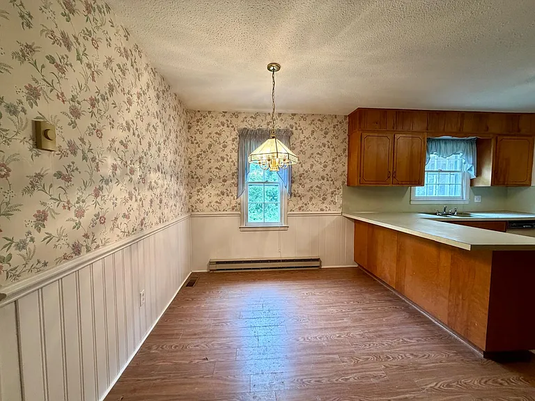 3720 Providence Rd S — Photo 8