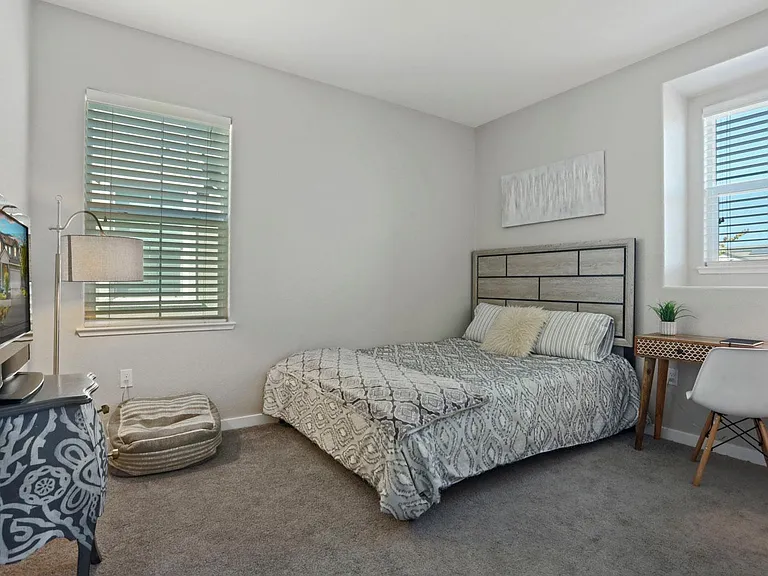 18263 Commercial St — Photo 12