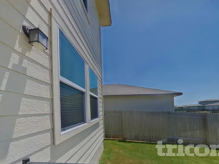 5200 Saddle Club Dr — Photo 30