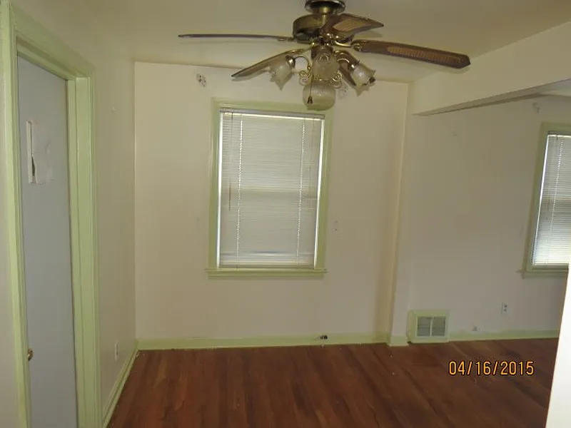 Thumbnail 12