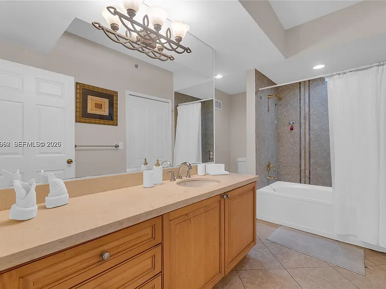 3235 NE 184th St #11103 — Photo 14
