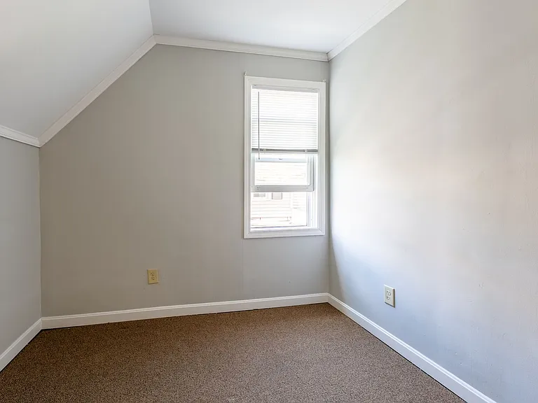 120 North St — Photo 9