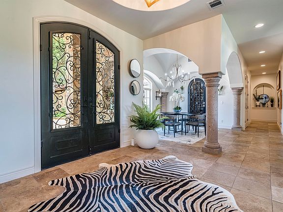 4th image of 166 Encantada
