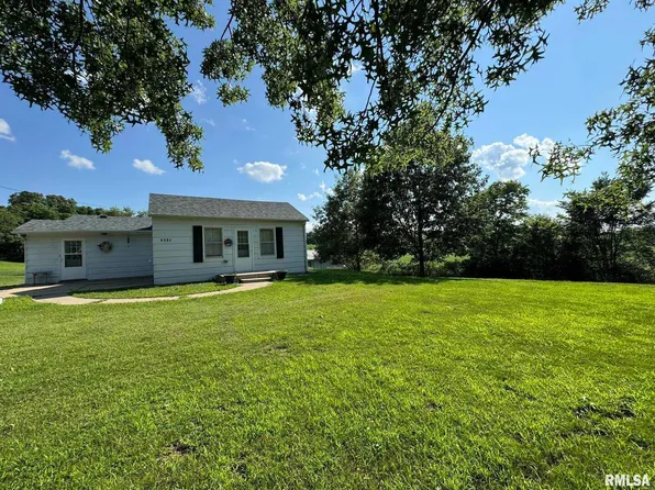 2351 112th Ave, Aledo, IL 61231