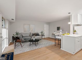 Fairfax Heritage Condo, Annandale, VA 22003