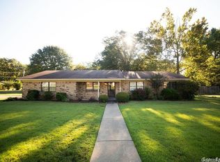 2809 Pamela Dr, Benton, AR 72015