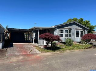 612 N Cascade Dr UNIT 37, Woodburn, OR