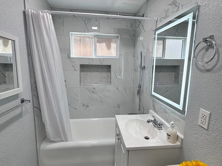 234 Lime Ave #A — Photo 16