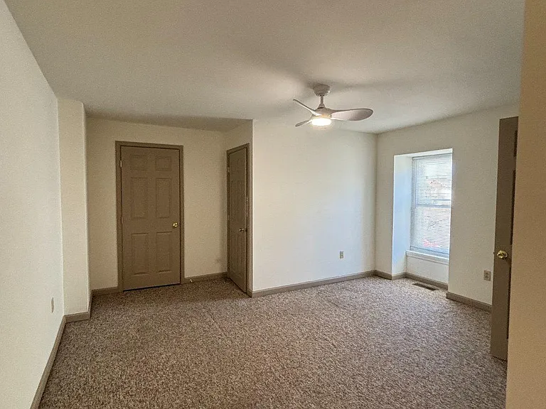 209 E 5th Ave #2 — Photo 9