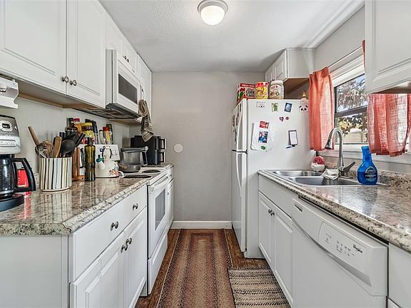 5th image of 7304 Turkey Creek Rd