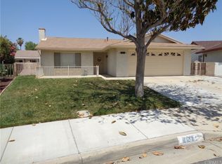 2211 El Toro Cir, Hemet, CA 92545