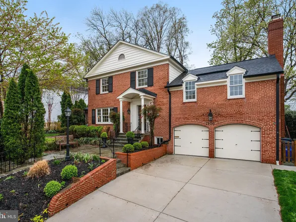 7100 Marbury Rd, Bethesda, MD 20817