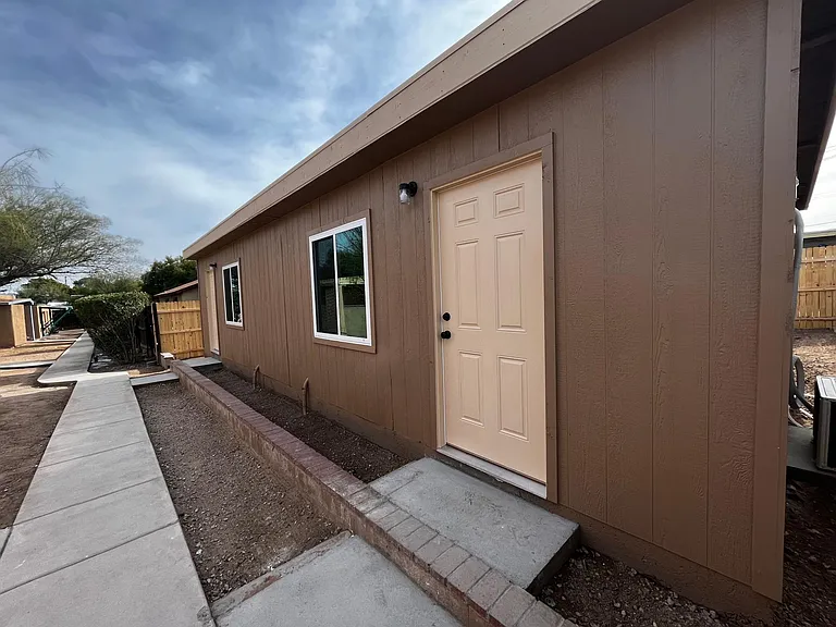 2614 N Balboa Ave #6 — Photo 10
