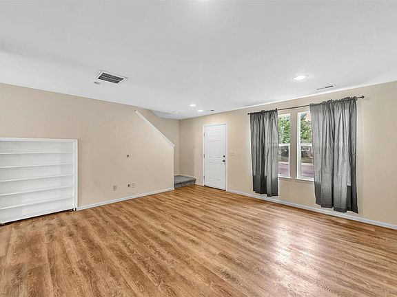 4th image of 10431 Durango Pl