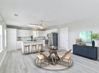 1284 Island Blvd, Crystal Beach, TX 77650