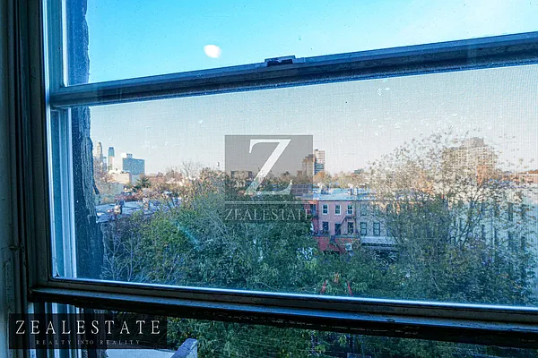 Rented by ZealEstate Group Inc | media 13