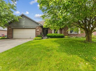 6629 Woodcrest Dr, Avon, IN 46123