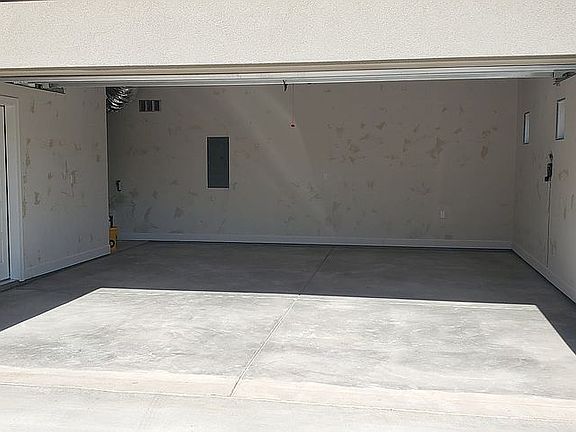 Garage before shelving